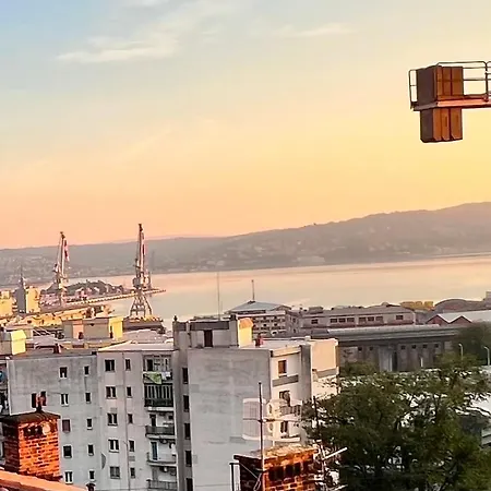 Sea View And Private Parking * 트리에스테