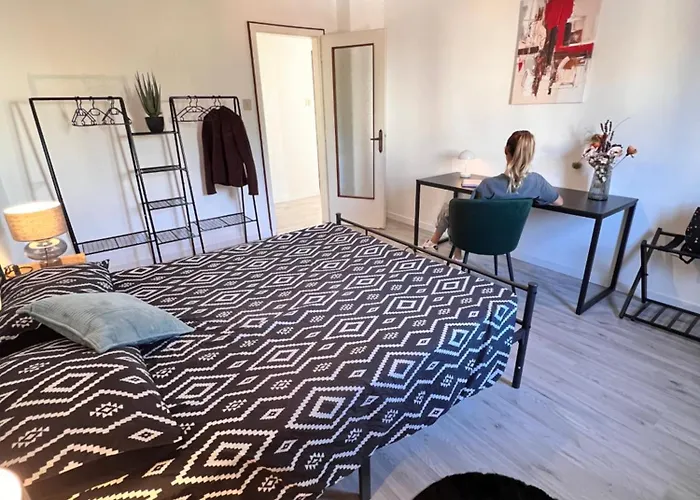 Appartement Sea View And Private Parking Triëst